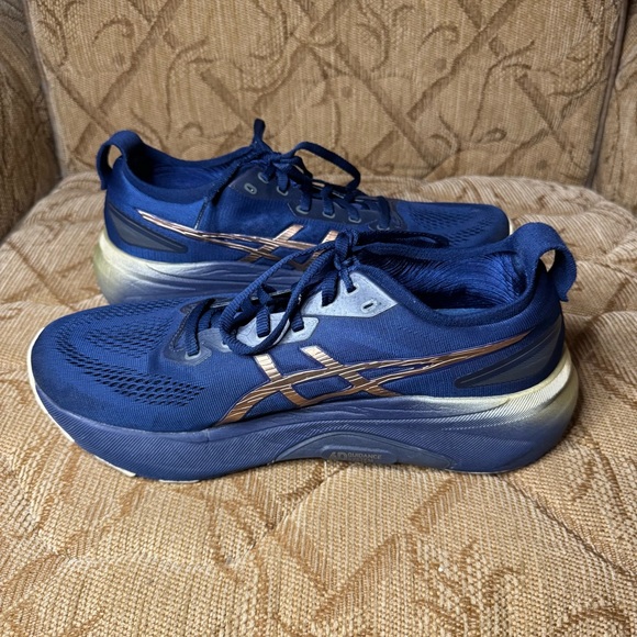 Asics Gel-Kayano 31 LE Men's Size 10 Running Shoes Blue - Picture 3 of 11